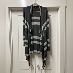 Premiere Studios light weight cardigan